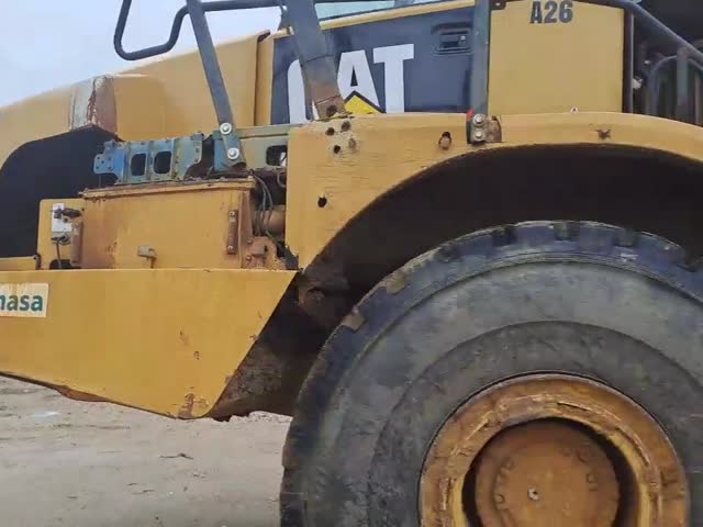 Dumpera dhe kamionë të artikuluar  740B T4R00594 - 2