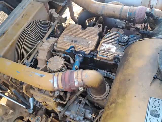 Dumpera dhe kamionë të artikuluar  740B T4R00918 - 2