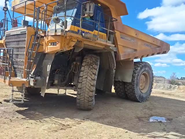 Dumpers e camiões rígidos  HD785-8E0 55034 - 2