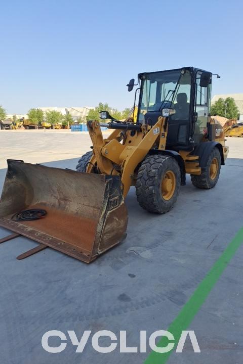 Nakladalci na kolesih  907M K5700185
