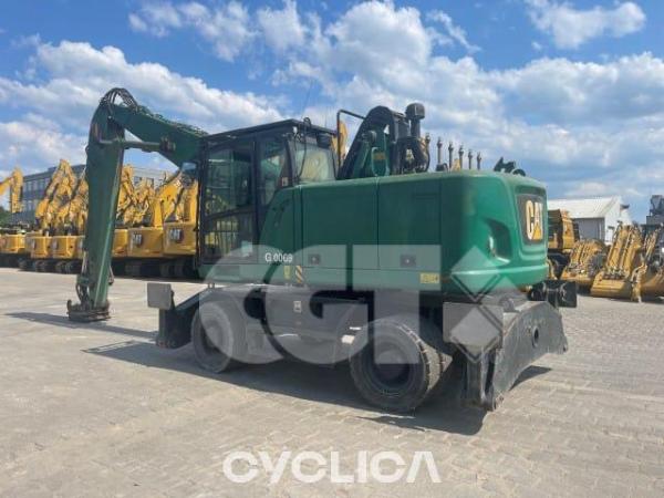 Excavadoras de ruedas MH3022 FB300283