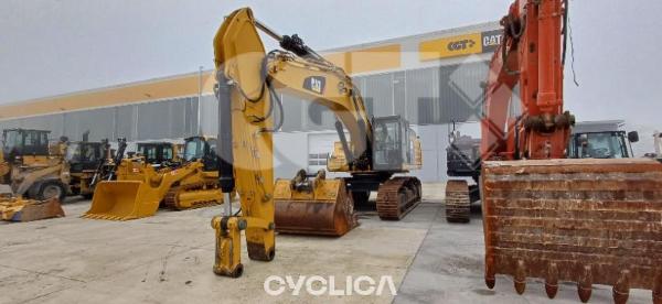 Bageri guseničari  352F KBP00276