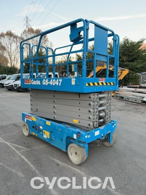 Scissor Lifts  GS4047 GS47D9198