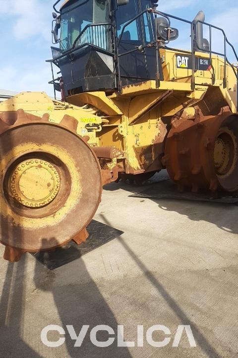 Kompaktori  826K 23206262