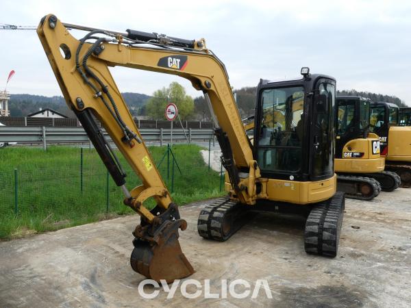 Bageri guseničari 305.5E CR FKY02739