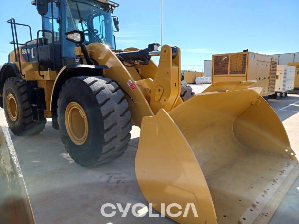 Palas cargadoras de ruedas  950M J1S00623