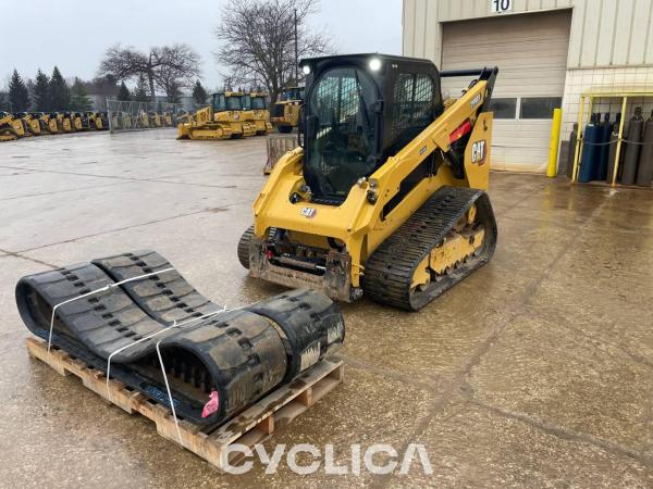 Повеќетеренски мини натоварувачи  289D3 JX912456
