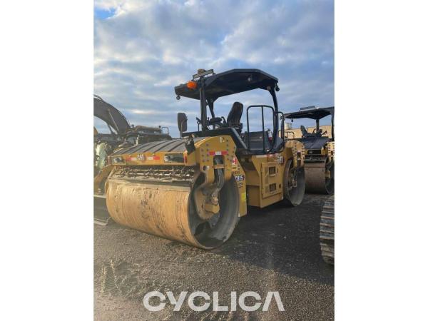 Компактори  CB15 M9401029