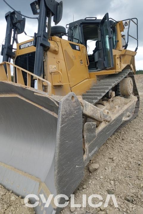 Bulldozers e tratores de rastos  D8T FCT00169