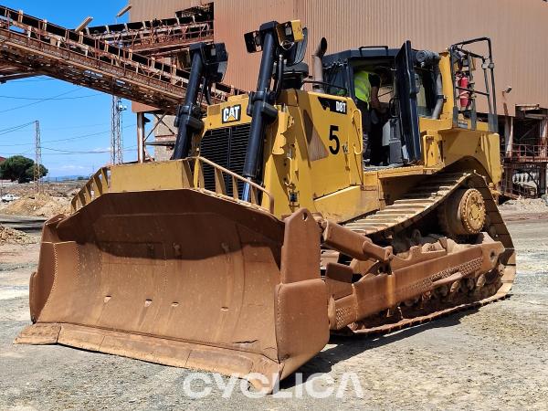 Bulldozers e tratores de rastos  D8T FMC01287