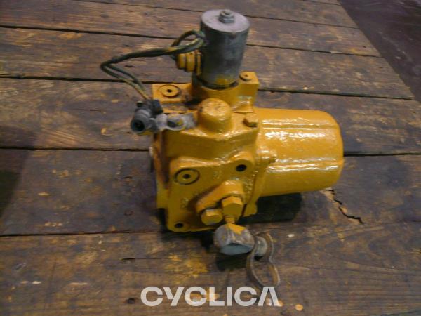 Hydraulic  775B 6I9513