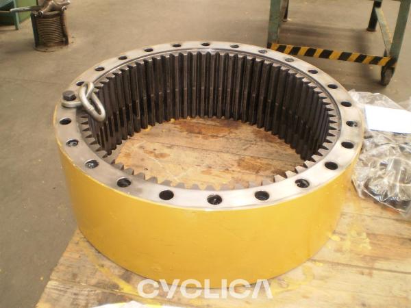Погон  330CLME 1484604
