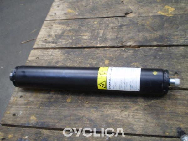 Others  PIEZAS US 2982412