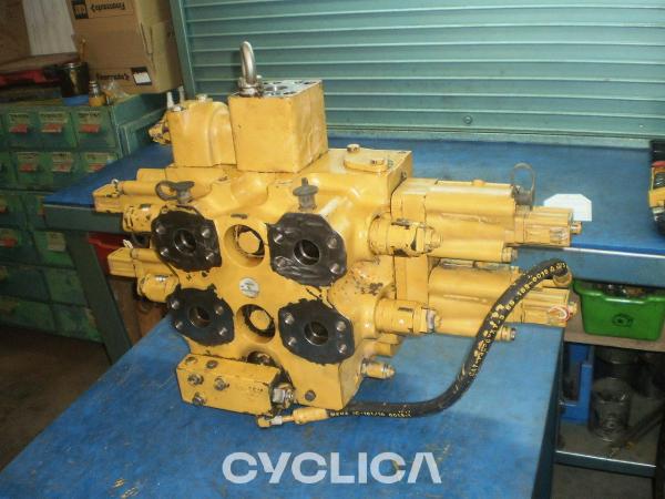 Hydraulic  988G 1338611