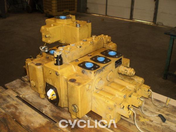 Хидраулика  385B 1741827