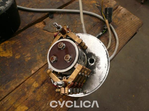 Elektroničke komponente  M320MH 8U5842