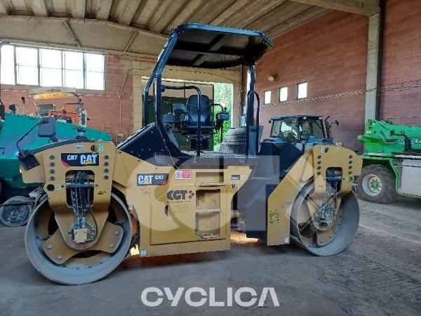 Oprema za asfaltiranje  CB7 NLJ00###