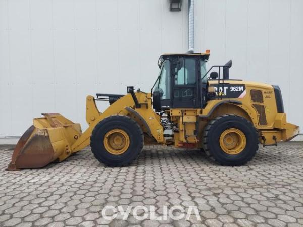Wheel loaders  962M JYD10170