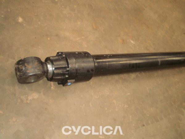 Hidraulični  M320F 3683246