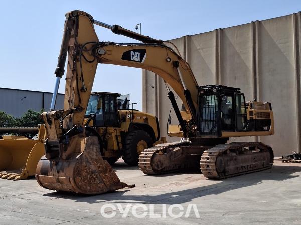Bageri guseničari  345DLME LKY00345