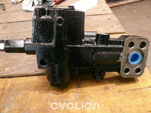 Hydraulic  320G 5075967