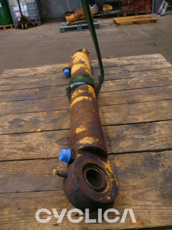 Hydraulic  966G 1331747