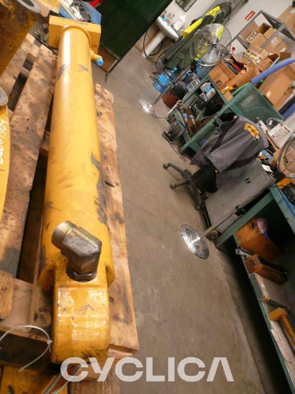Hydraulic  432DAA 1917835