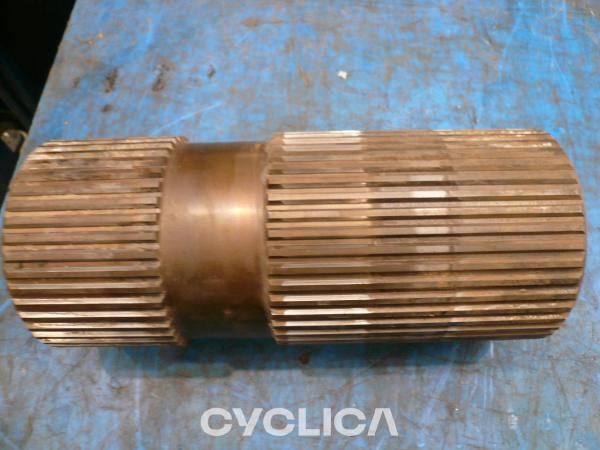 Pogonski sklop  740 1489429