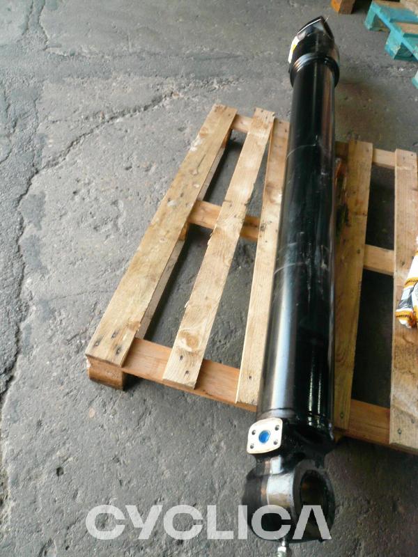 Hidráulico  323L 5863638