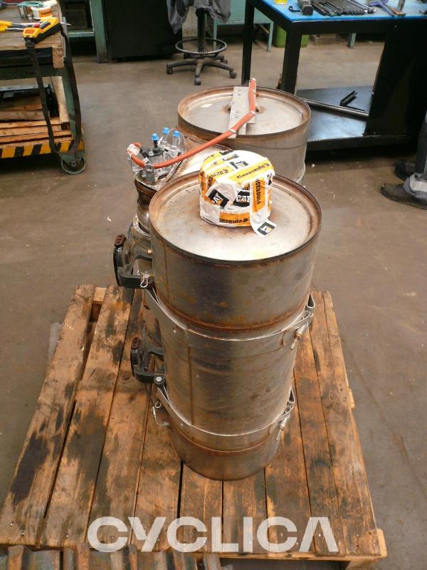 Engine  340L 4940360