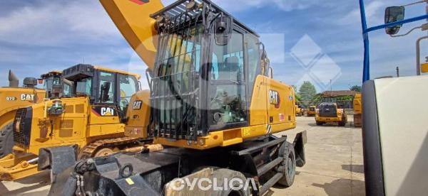 Ekskavatorë me rrota  MH3024 FB700814