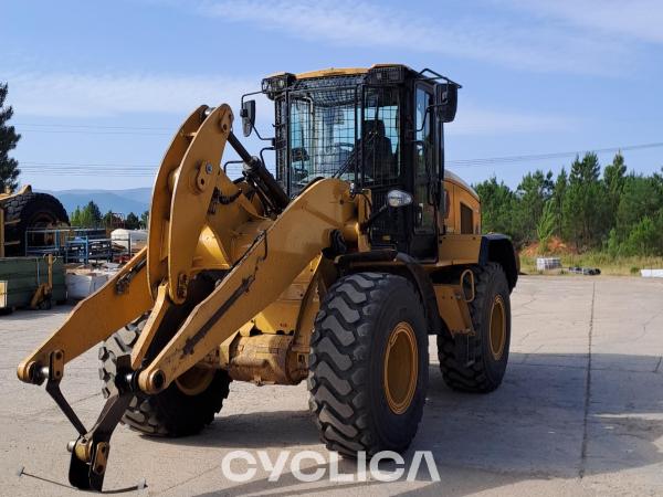 Натоварувачи на тркала  926M W5L01020