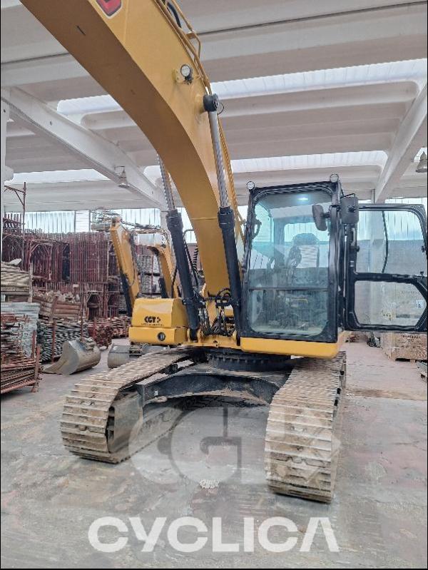 Bageri guseničari  320GC LN YTF00###