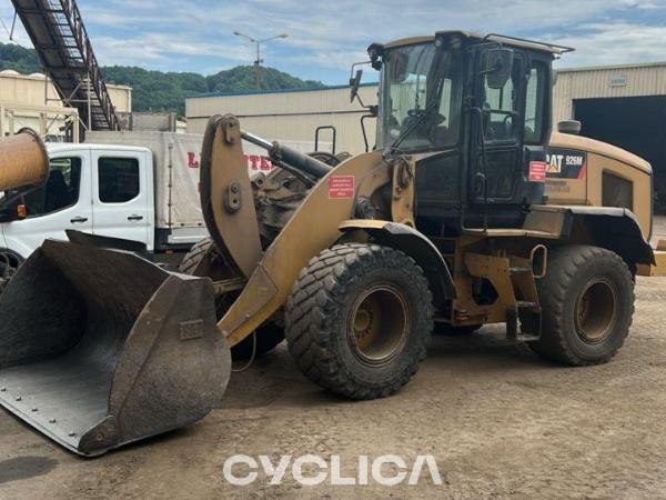 Натоварувачи на тркала  926M LTE07027