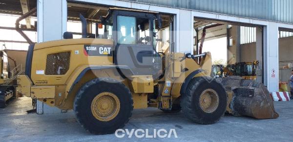 Натоварувачи на тркала  938M J3R06964