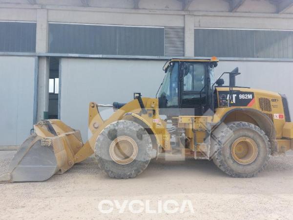 Натоварувачи на тркала  962M K8800298