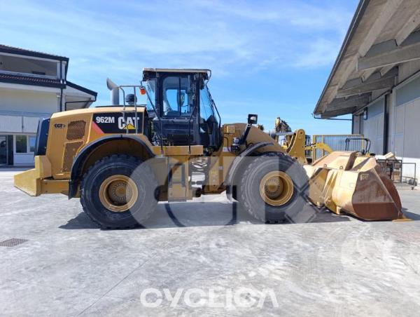 Натоварувачи на тркала  962M K8800###