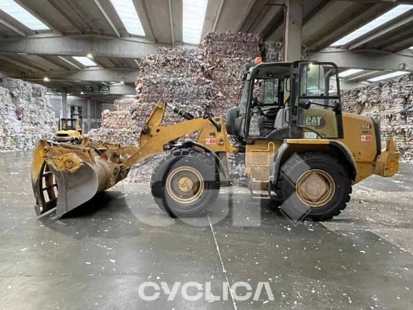 Натоварувачи на тркала  914 JC300687