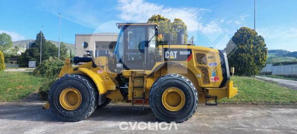 Натоварувачи на тркала  966M MD700487