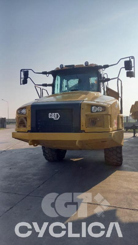 Demperji in zglobni tovornjaki 730 3T302244