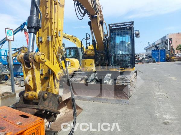 Ровокопачи-гасеничари  315 NG YDE00260