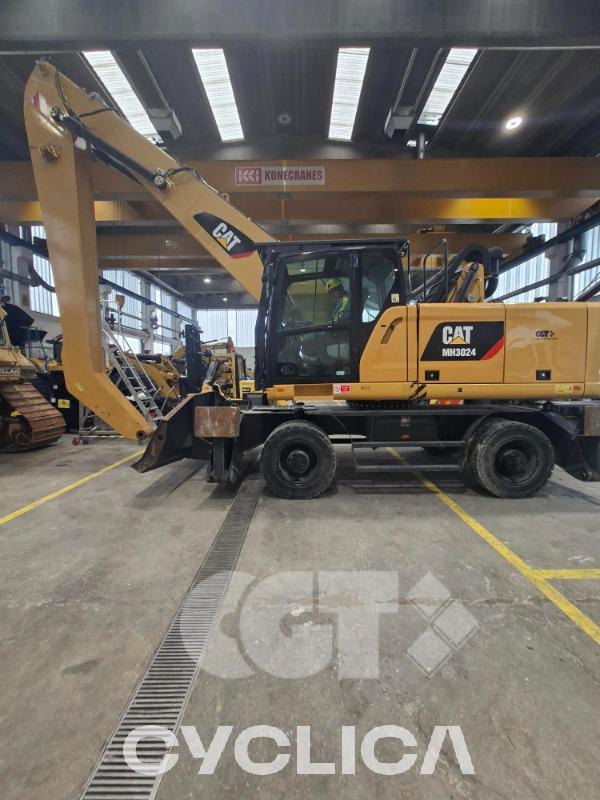 Bageri na točkovima  MH 3024 FB500166