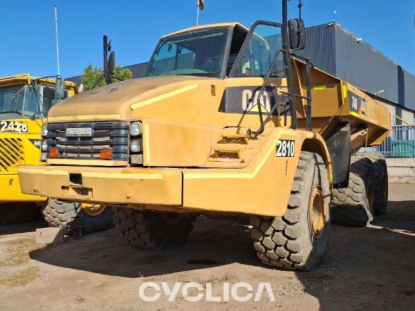 Dumpers and articulated trucks  740 B1P02380