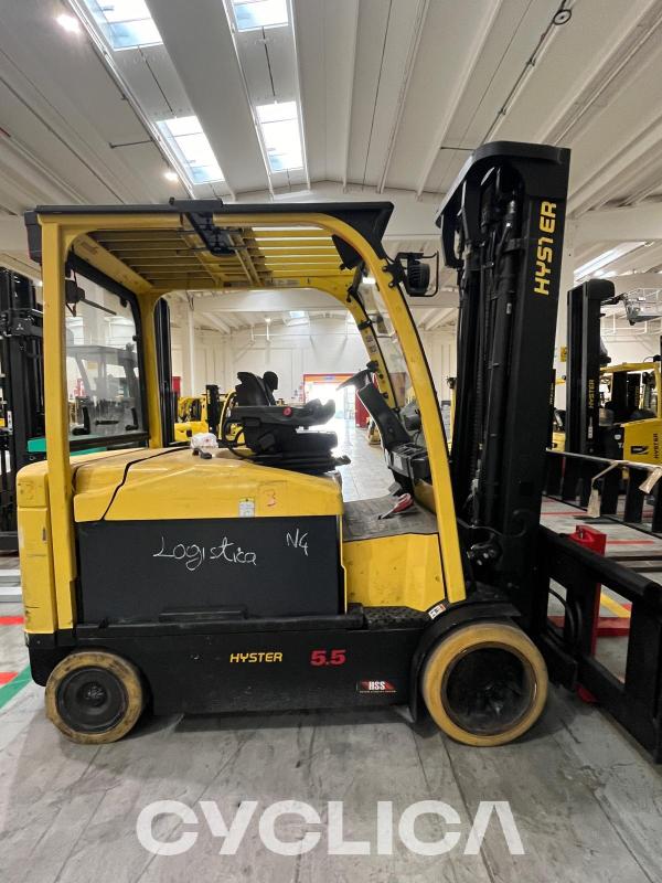 Pirunët  E5.5XN A099N02944P