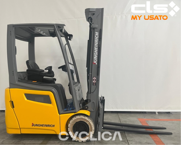 Forklifts  EFG213 FN593755