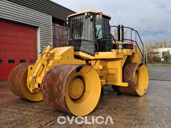 Compactors  826H AWF00647