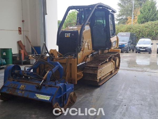 Bulldozers y tractores de cadenas  D4K2 KM207222