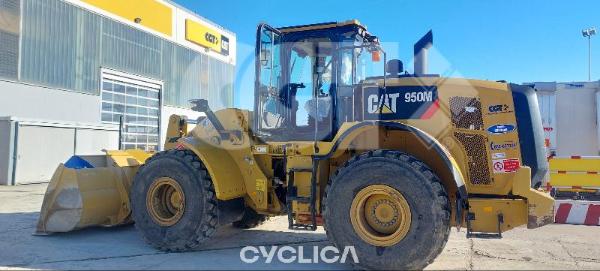 Nakladalci na kolesih  950M XCJ10326