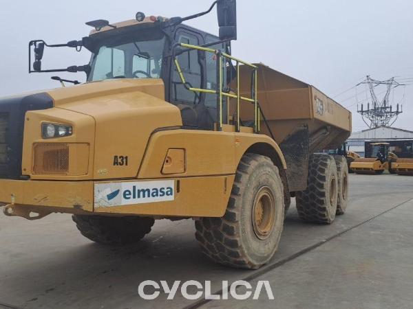 Dumpers and articulated trucks  745 3T602819