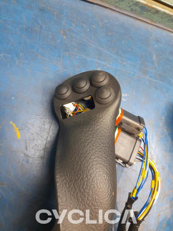 Componentes eletrônicos  323L 4932744